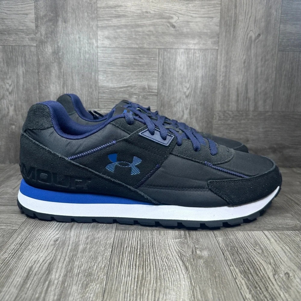 Under Armour Essential Runner Sneakers Mens 12 Black Blue NEW 3028408-002